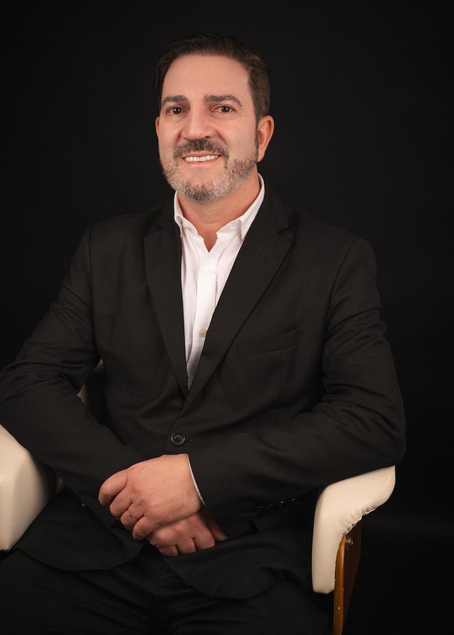 ROBERTO CARLOS DE ANDRADE