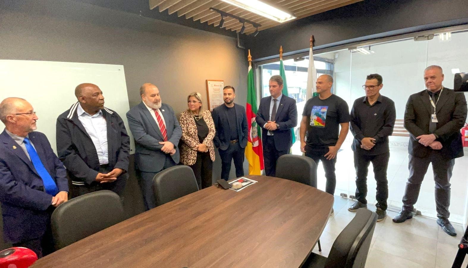 Presidente do CRECI-RS inaugura delegacia sub-regional de Gravataí